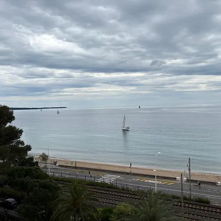 Vue Panoramique Sur Cannes, 100m2 3p קאן